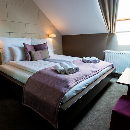 Hotel Fuerdohaz Nyíregyháza Kamer foto